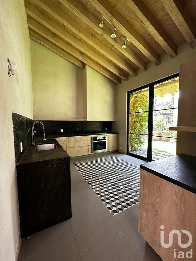 Casa en Venta en Valle de Bravo, Valle de Bravo, Estado De México | NEX-230242 | iad México | Foto 6 de 14