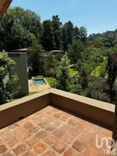 NEX-230242 - Casa en Venta, con 4 recamaras, con 4 baños, con 1094 m2 de construcción en Valle de Bravo, CP 51200, Estado De México.