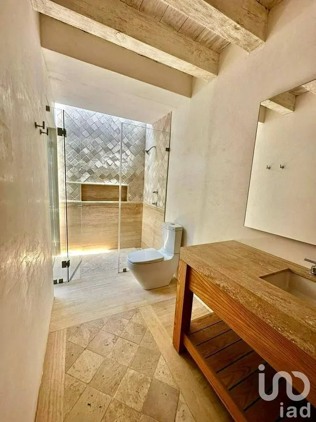 Casa en Venta en Valle de Bravo, Valle de Bravo, Estado De México | NEX-230243 | iad México | Foto 3 de 16