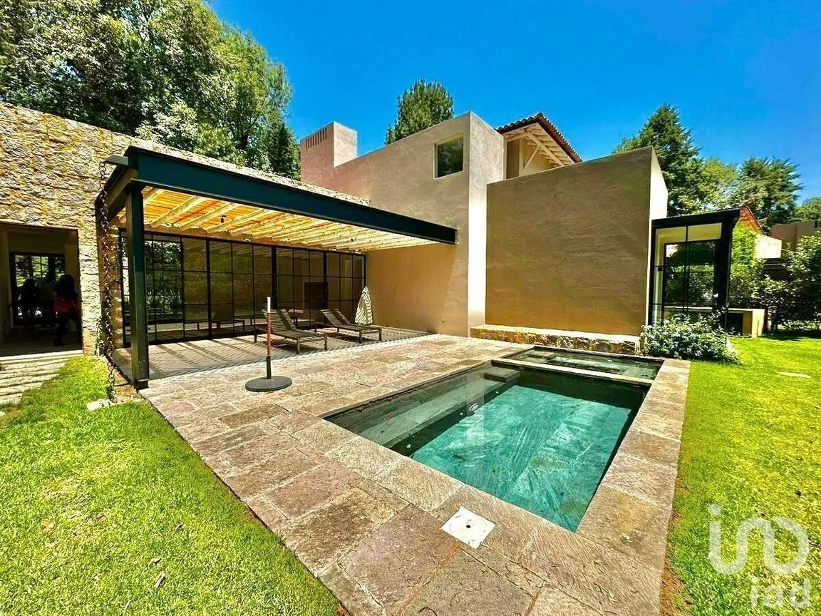 Casa en Venta en Valle de Bravo, Valle de Bravo, Estado De México | NEX-230243 | iad México | Foto 10 de 16
