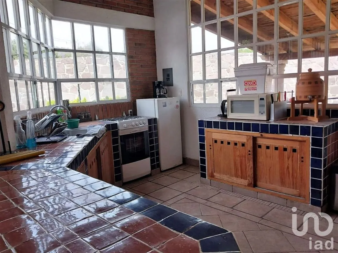 Casa en Renta en San Gabriel Ixtla, Valle de Bravo, Estado De México | NEX-230245 | iad México | Foto 5 de 14