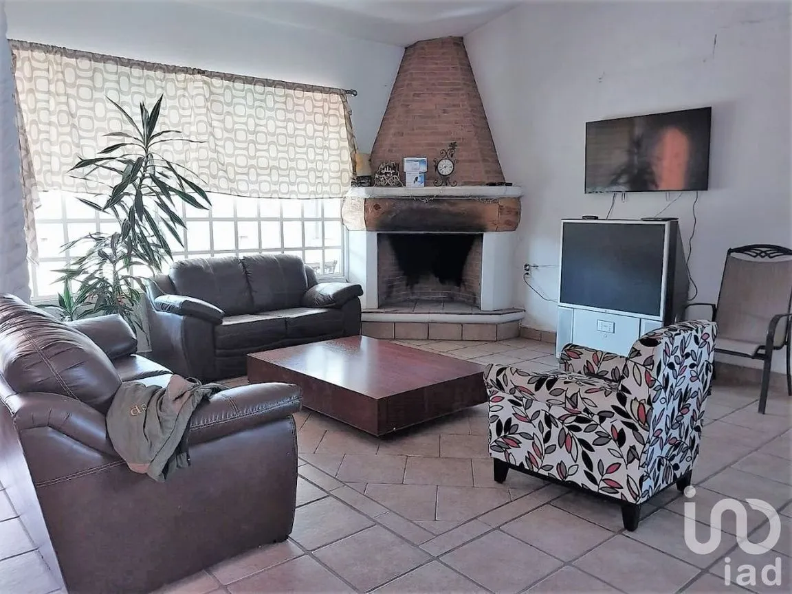 Casa en Renta en San Gabriel Ixtla, Valle de Bravo, Estado De México | NEX-230245 | iad México | Foto 9 de 14