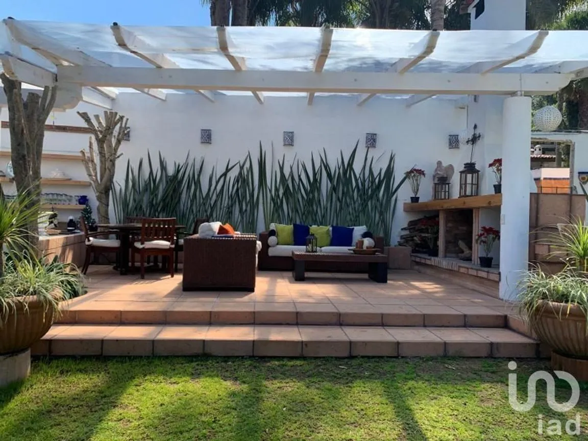 Casa en Renta en Avándaro, Valle de Bravo, Estado De México | NEX-230270 | iad México | Foto 6 de 9