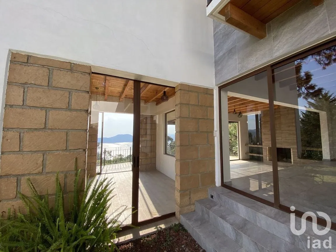 Casa en Renta en Monte Alto, Valle de Bravo, Estado De México | NEX-230312 | iad México | Foto 2 de 23