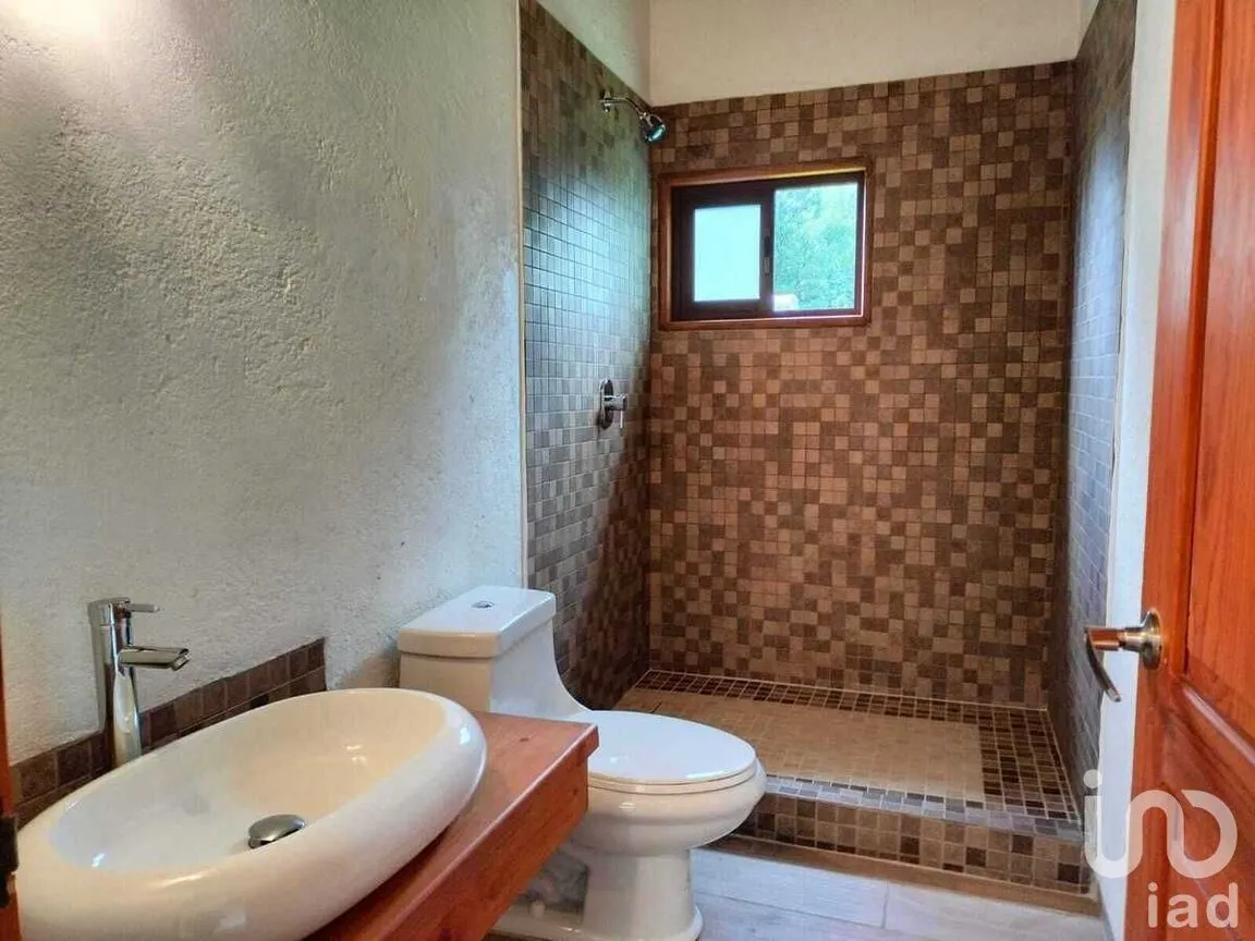 Casa en Renta en Avándaro, Valle de Bravo, Estado De México | NEX-231055 | iad México | Foto 13 de 21