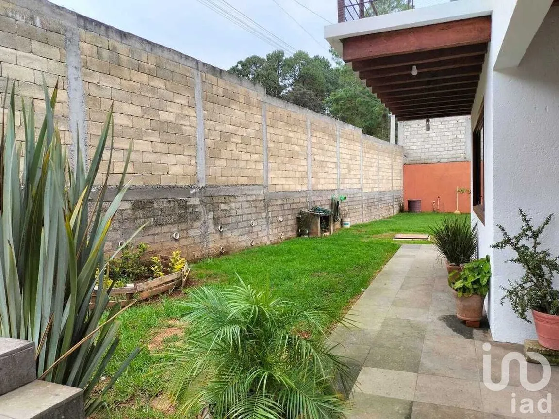 Casa en Renta en Avándaro, Valle de Bravo, Estado De México | NEX-231055 | iad México | Foto 3 de 21