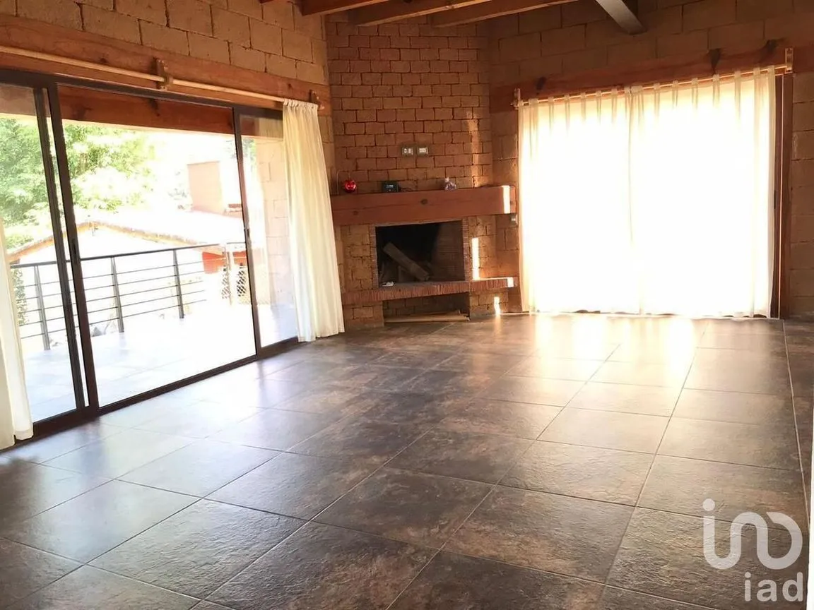 Casa en Renta en Avándaro, Valle de Bravo, Estado De México | NEX-231055 | iad México | Foto 9 de 21