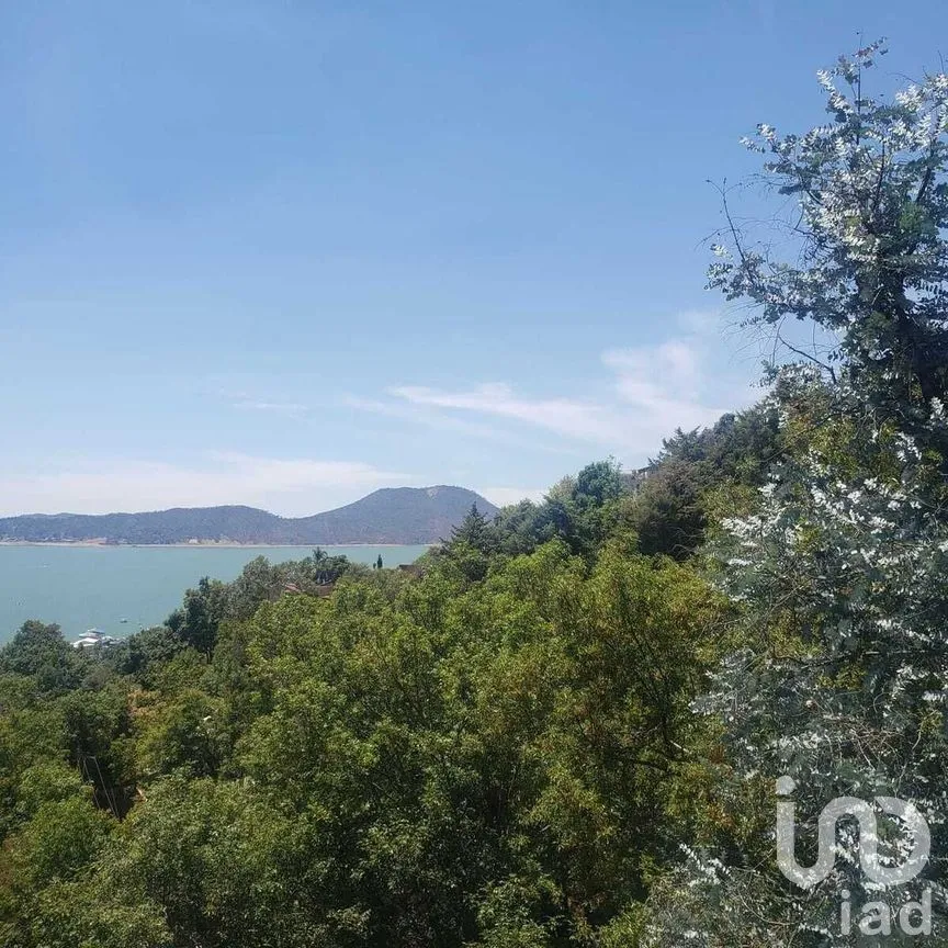 Terreno en Venta en Valle de Bravo, Valle de Bravo, Estado De México | NEX-231512 | iad México | Foto 3 de 11