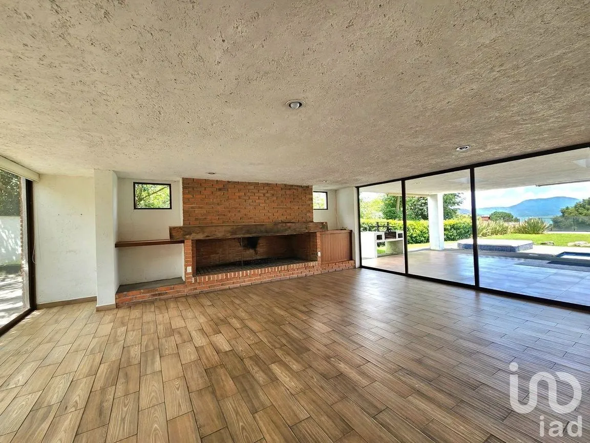 Casa en Renta en Avándaro, Valle de Bravo, Estado De México | NEX-231725 | iad México | Foto 5 de 26