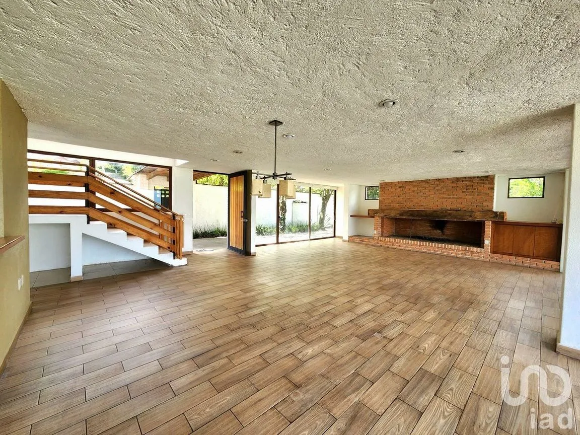 Casa en Renta en Avándaro, Valle de Bravo, Estado De México | NEX-231725 | iad México | Foto 6 de 26