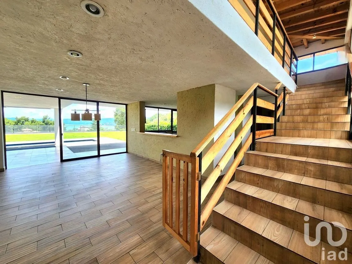 Casa en Renta en Avándaro, Valle de Bravo, Estado De México | NEX-231725 | iad México | Foto 7 de 26