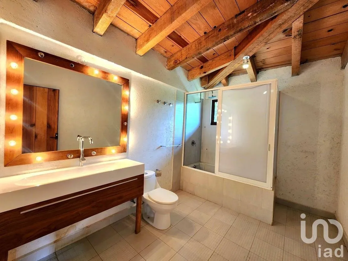 Casa en Renta en Avándaro, Valle de Bravo, Estado De México | NEX-231725 | iad México | Foto 9 de 26