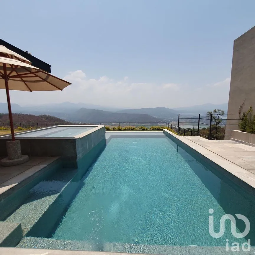 Casa en Venta en San Gaspar, Valle de Bravo, Estado De México | NEX-231877 | iad México | Foto 1 de 27