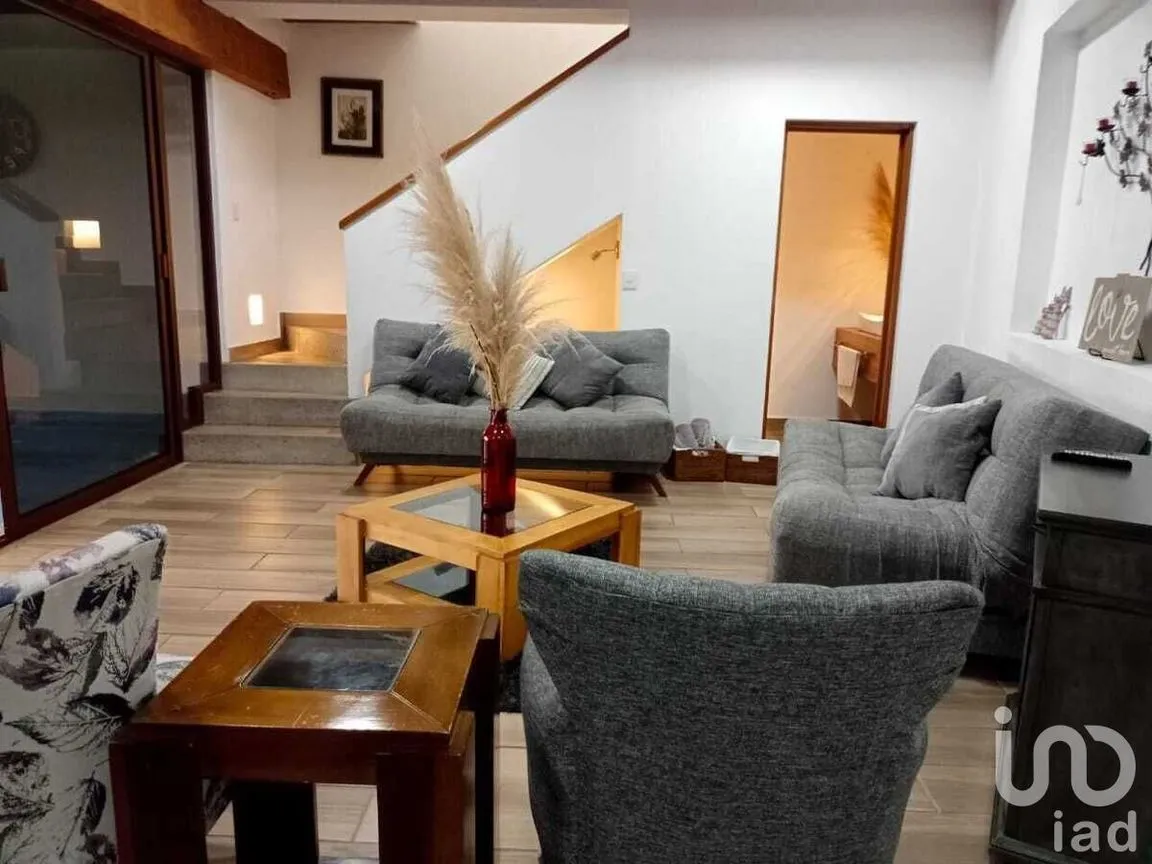 Casa en Renta en Avándaro, Valle de Bravo, Estado De México | NEX-232048 | iad México | Foto 8 de 20