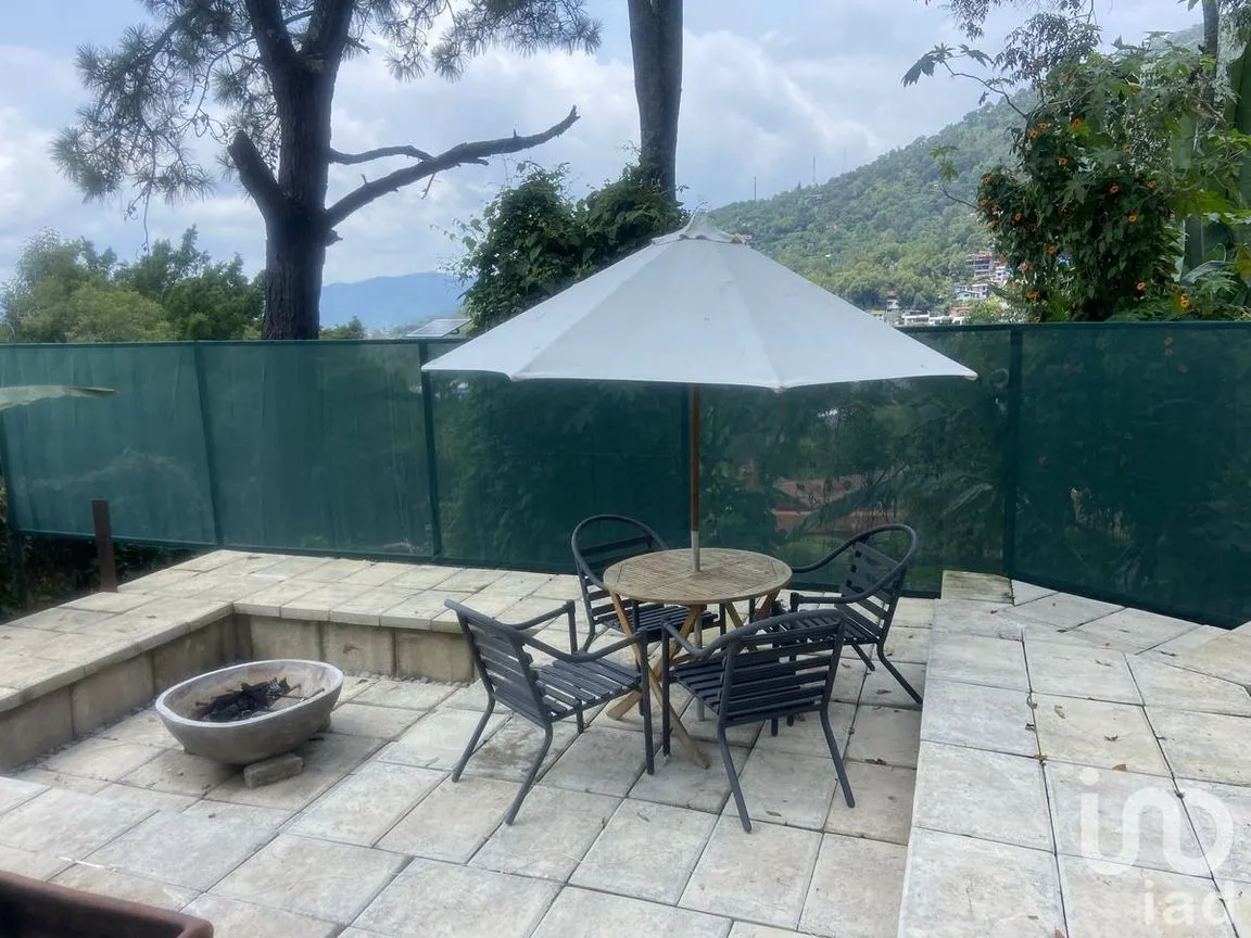 Departamento en Renta en Valle de Bravo, Valle de Bravo, Estado De México | NEX-232175 | iad México | Foto 1 de 10