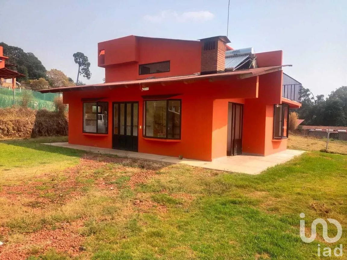 Casa en Renta en Valle de Bravo, Valle de Bravo, Estado de México | NEX-269860 | iad México | Foto 2 de 14