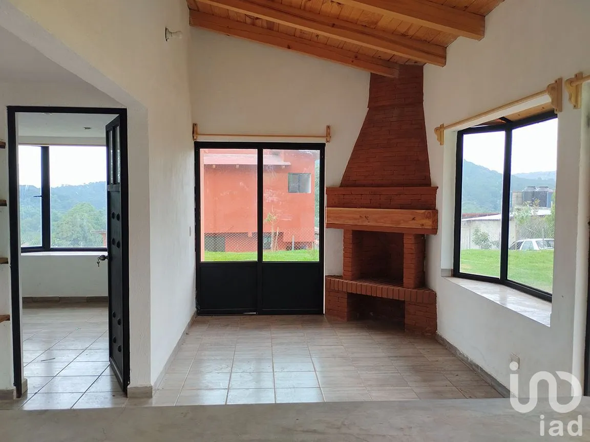 Casa en Renta en Valle de Bravo, Valle de Bravo, Estado de México | NEX-269860 | iad México | Foto 7 de 14