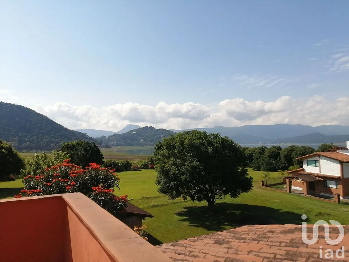 Casa en Renta en San Gaspar, Valle de Bravo, Estado de México | NEX-269862 | iad México | Foto 16 de 21