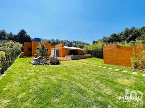 NEX-272100 - Casa en Venta, con 2 recamaras, con 2 baños, con 150 m2 de construcción en Valle de Bravo, CP 51200, Estado de México.