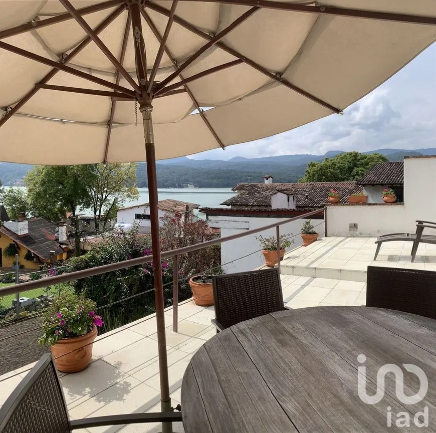 Casa en Renta en Valle de Bravo, Valle de Bravo, Estado de México | NEX-274800 | iad México | Foto 21 de 22