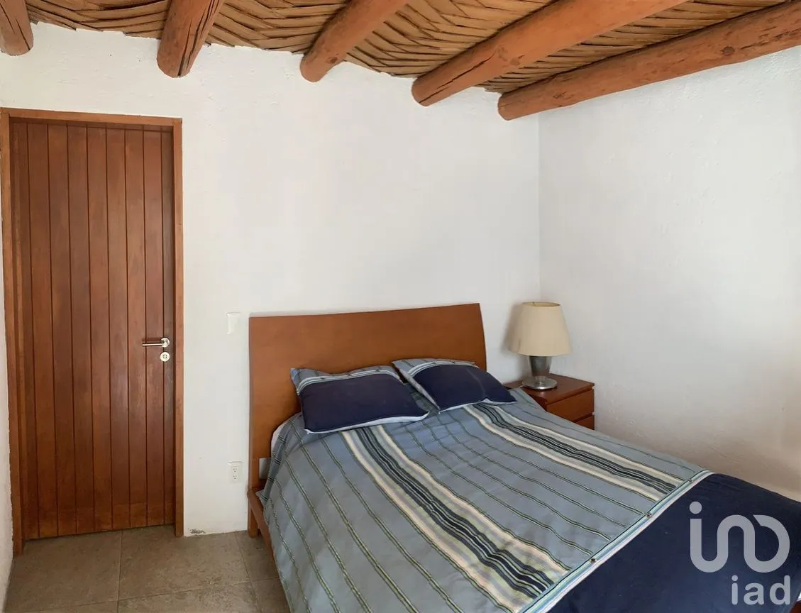 Casa en Renta en Valle de Bravo, Valle de Bravo, Estado de México | NEX-274800 | iad México | Foto 6 de 22