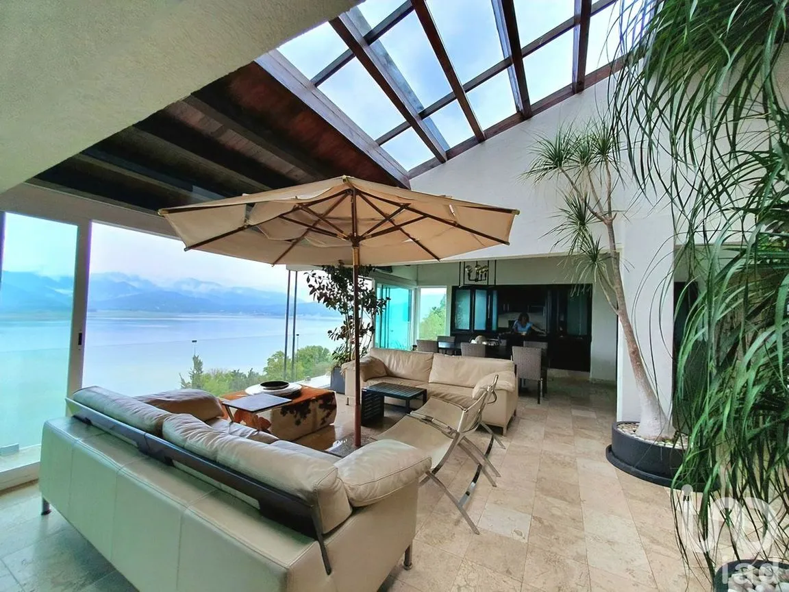 Casa en Venta en La Peña, Valle de Bravo, Estado de México | NEX-274808 | iad México | Foto 12 de 28