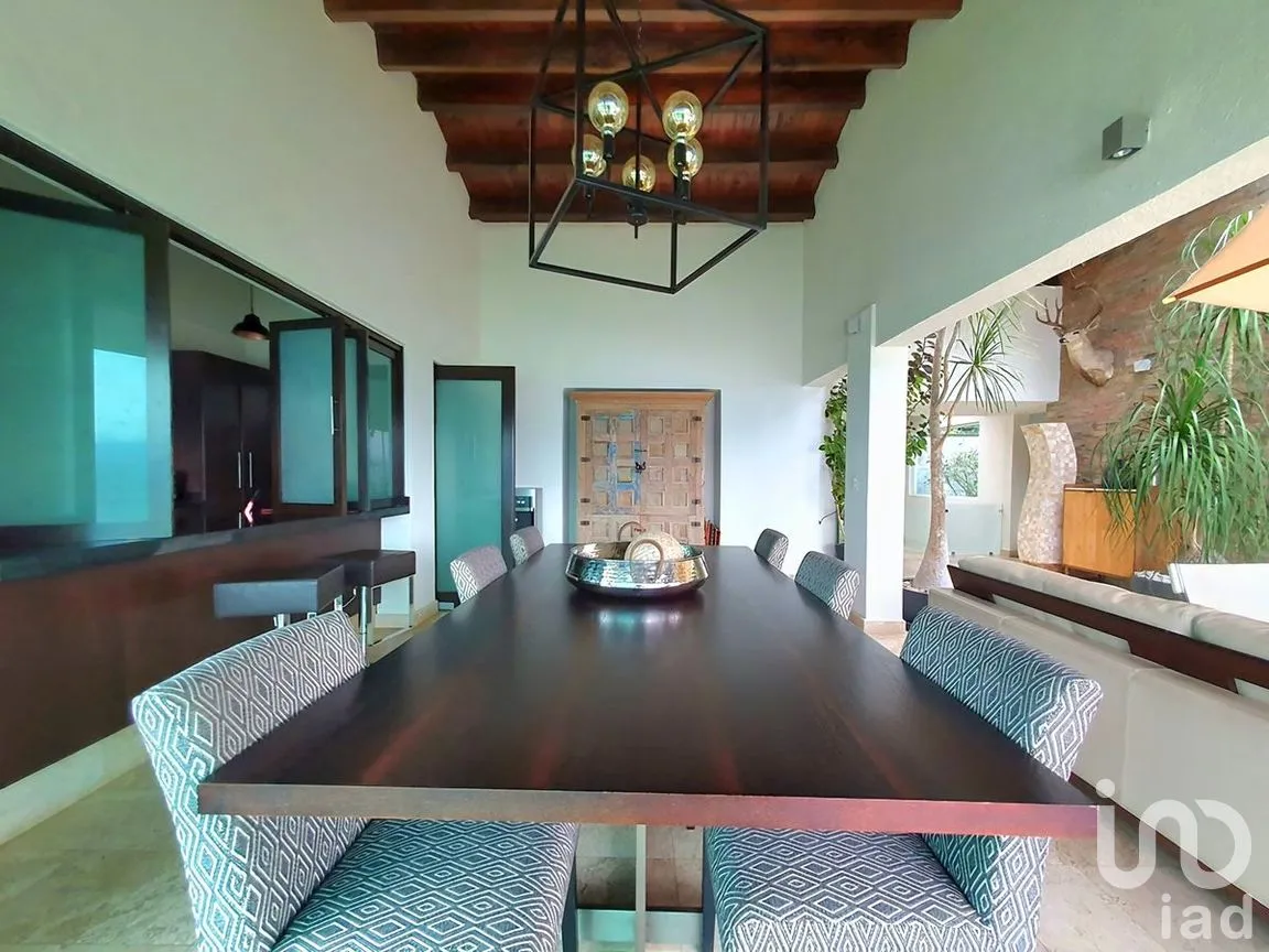 Casa en Venta en La Peña, Valle de Bravo, Estado de México | NEX-274808 | iad México | Foto 6 de 28