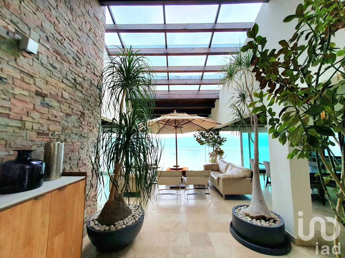 Casa en Venta en La Peña, Valle de Bravo, Estado de México | NEX-274808 | iad México | Foto 10 de 28