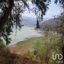 NEX-274818 - Terreno en Venta en Valle de Bravo, CP 51200, Estado de México.