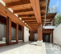 NEX-274820 - Casa en Venta, con 4 recamaras, con 3 baños, con 294 m2 de construcción en Valle de Bravo, CP 51200, Estado de México.
