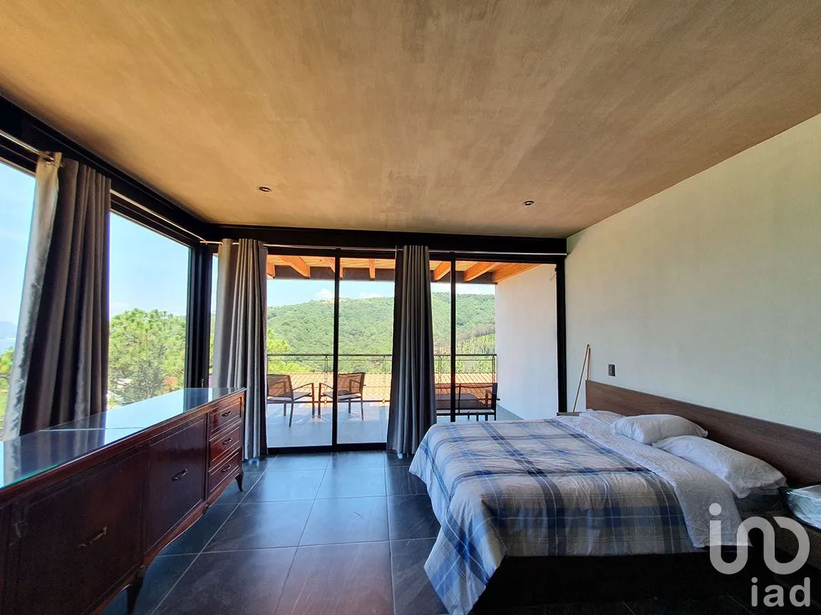 Casa en Renta en Valle de Bravo, Valle de Bravo, Estado de México | NEX-274829 | iad México | Foto 11 de 18