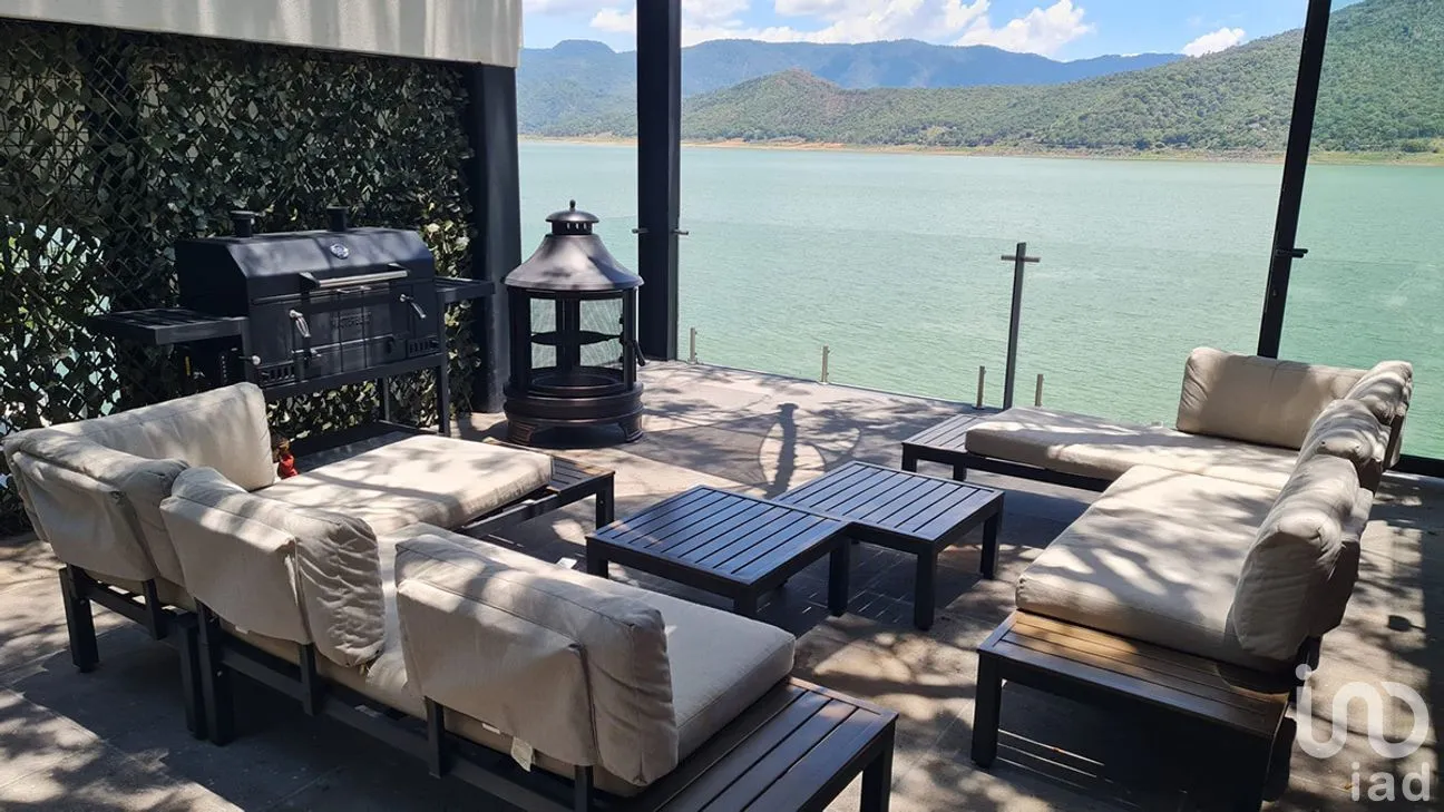 Casa en Renta en San Gaspar, Valle de Bravo, Estado de México | NEX-274838 | iad México | Foto 2 de 26
