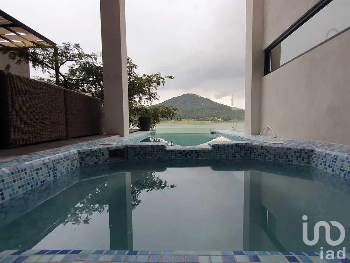 Casa en Renta en San Gaspar, Valle de Bravo, Estado de México | NEX-274838 | iad México | Foto 3 de 26