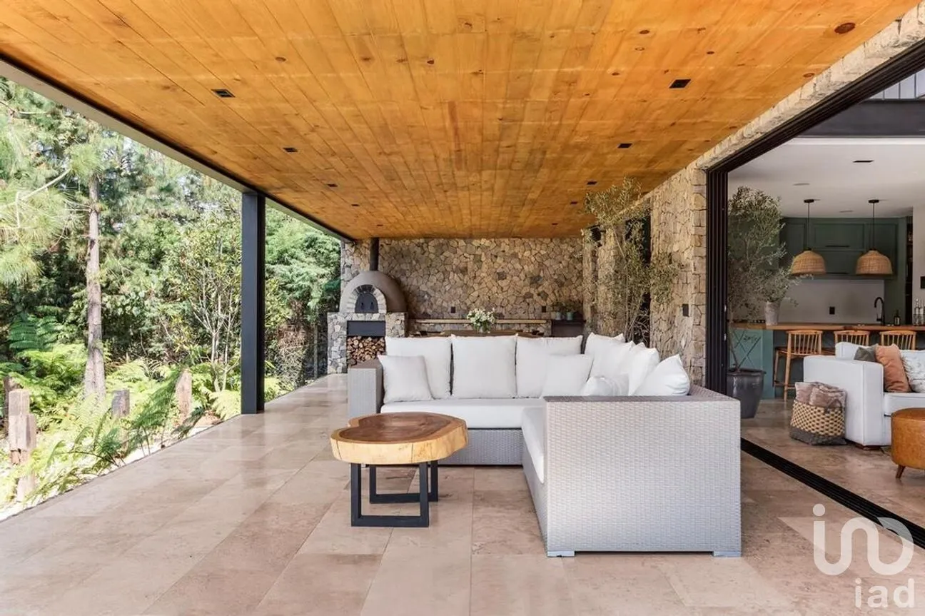 Casa en Venta en Valle de Bravo, Valle de Bravo, Estado de México | NEX-274852 | iad México | Foto 7 de 15