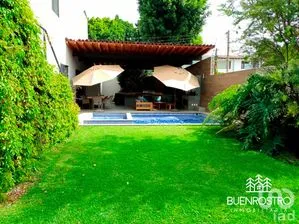 NEX-274862 - Casa en Venta, con 4 recamaras, con 3 baños, con 200 m2 de construcción en Valle de Bravo, CP 51200, Estado de México.