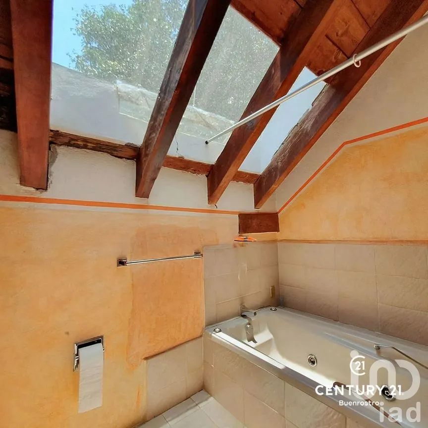 Casa en Venta en Avándaro, Valle de Bravo, Estado de México | NEX-274866 | iad México | Foto 13 de 23
