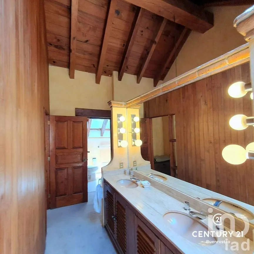 Casa en Venta en Avándaro, Valle de Bravo, Estado de México | NEX-274866 | iad México | Foto 21 de 23