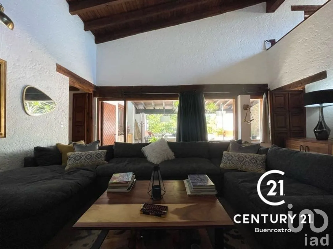 Casa en Renta en Avándaro, Valle de Bravo, Estado de México | NEX-274902 | iad México | Foto 13 de 39