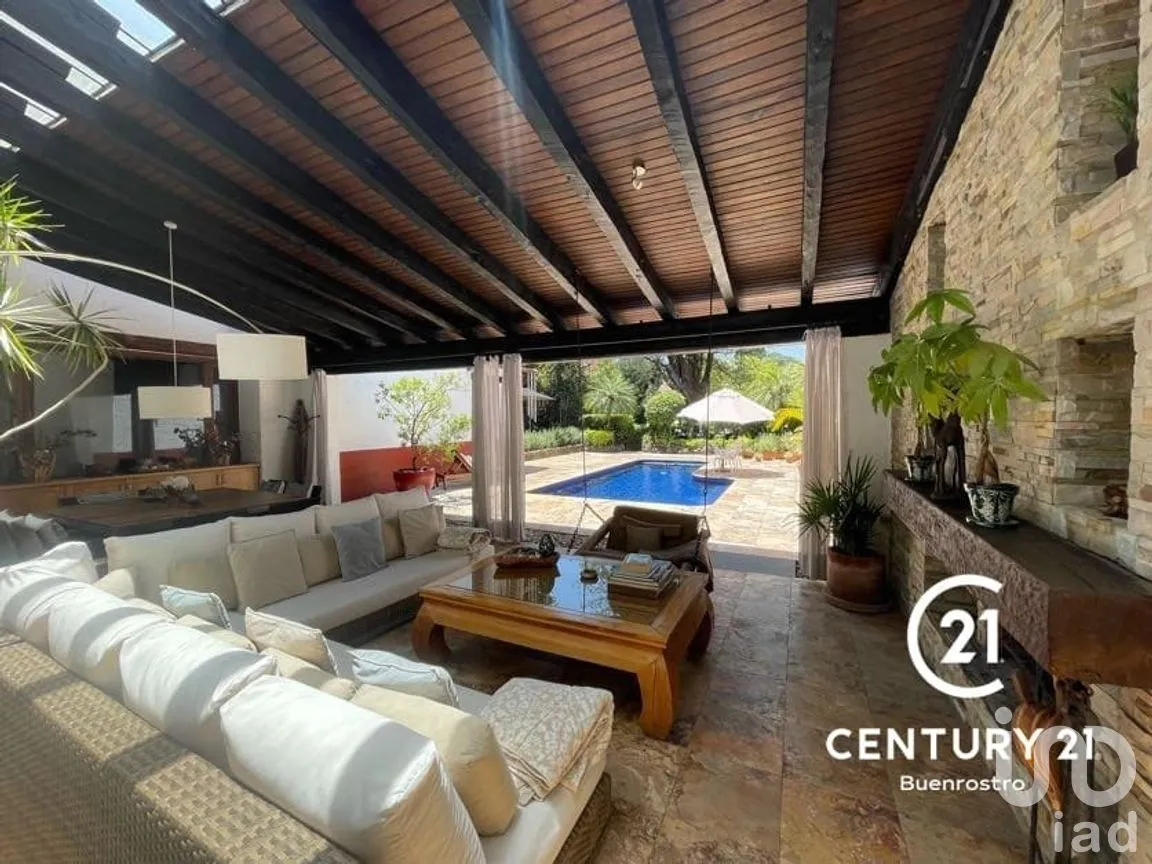 Casa en Renta en Avándaro, Valle de Bravo, Estado de México | NEX-274902 | iad México | Foto 6 de 39