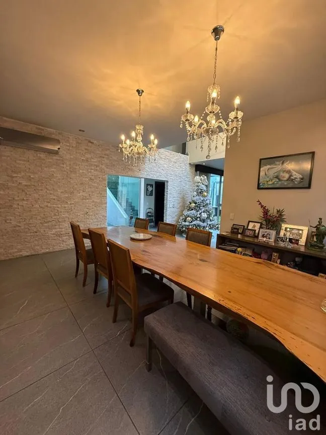 Casa en Venta en Valles de Cristal, Monterrey, Nuevo León | NEX-274903 | iad México | Foto 2 de 19