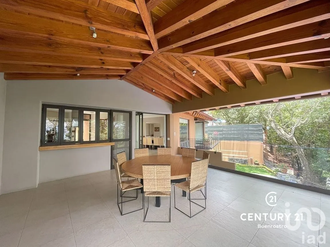 Casa en Venta en Valle de Bravo, Valle de Bravo, Estado de México | NEX-274908 | iad México | Foto 4 de 24