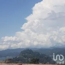 NEX-274911 - Terreno en Venta en Valle de Bravo, CP 51200, Estado de México.