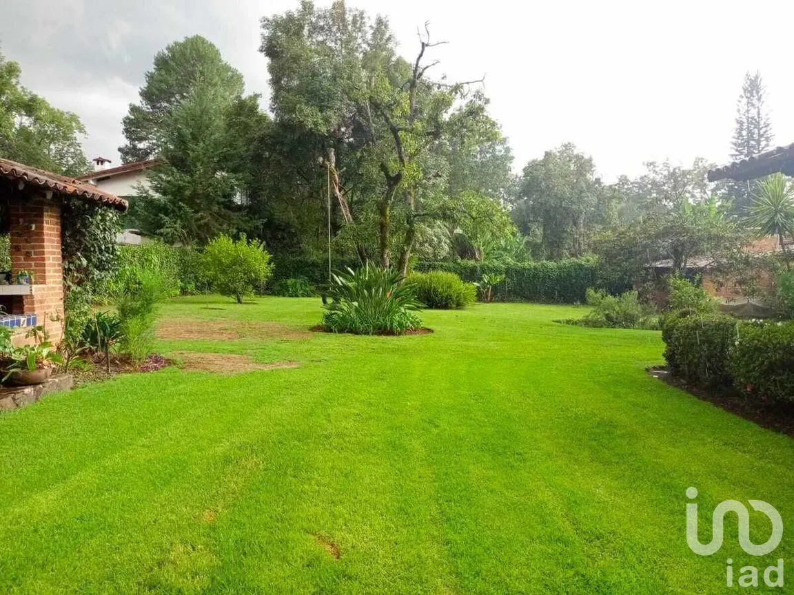 Casa en Renta en Avándaro, Valle de Bravo, Estado de México | NEX-274915 | iad México | Foto 2 de 26