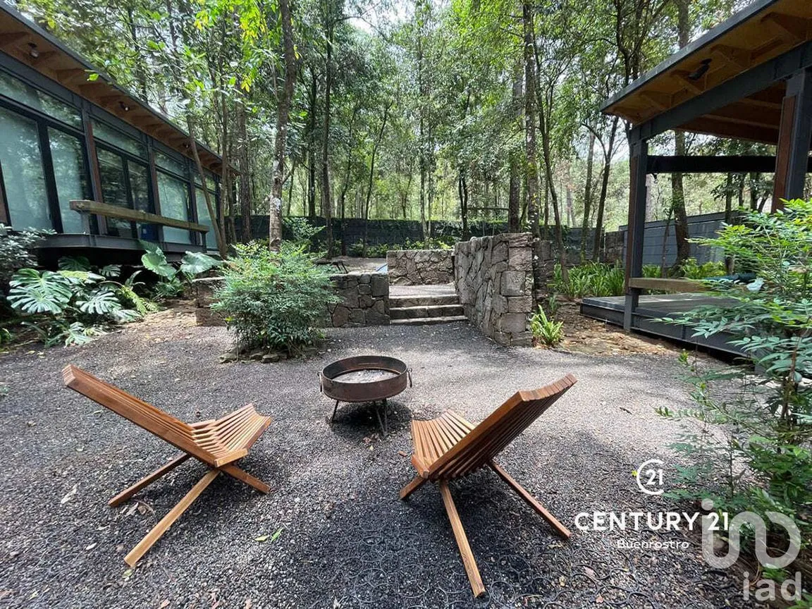Casa en Renta en Avándaro, Valle de Bravo, Estado de México | NEX-274916 | iad México | Foto 3 de 21