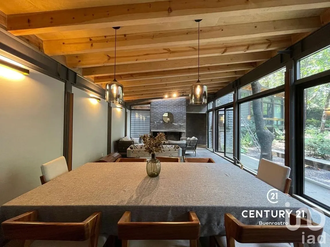Casa en Renta en Avándaro, Valle de Bravo, Estado de México | NEX-274916 | iad México | Foto 6 de 21
