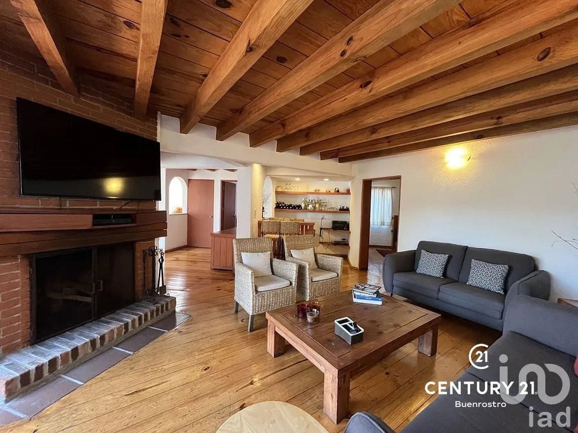 Casa en Venta en Avándaro, Valle de Bravo, Estado de México | NEX-274917 | iad México | Foto 7 de 18