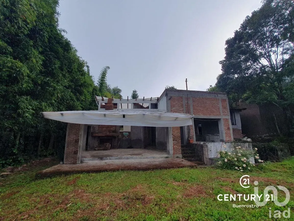 Terreno en Venta en Avándaro, Valle de Bravo, Estado de México | NEX-274924 | iad México | Foto 1 de 15