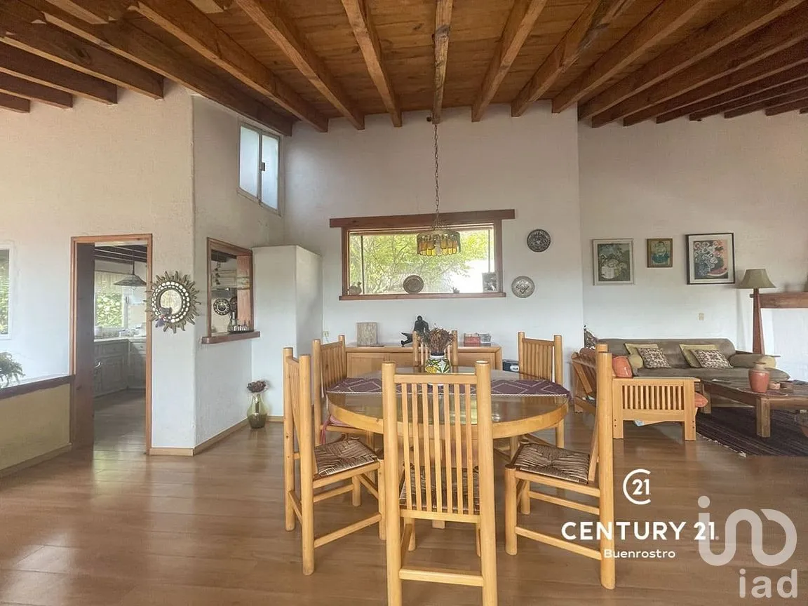 Casa en Renta en Valle de Bravo, Valle de Bravo, Estado de México | NEX-274954 | iad México | Foto 4 de 16