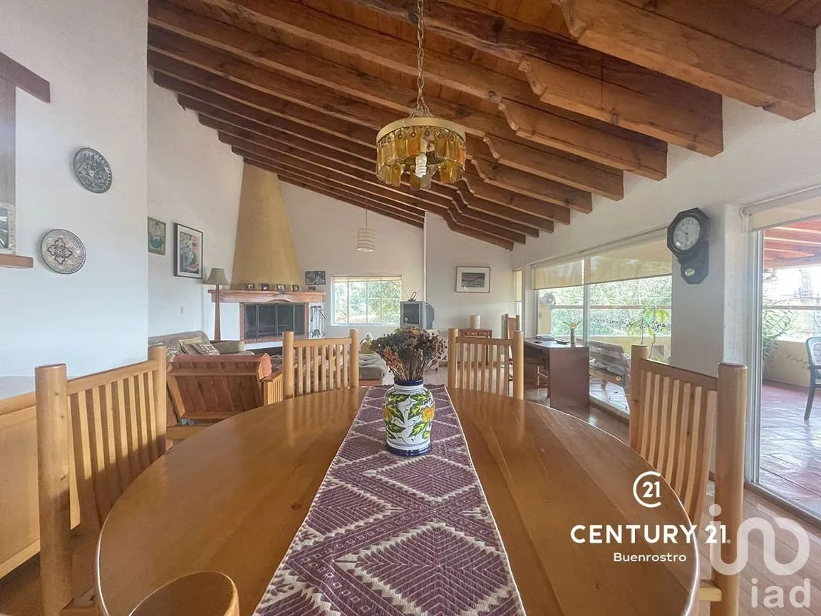 Casa en Renta en Valle de Bravo, Valle de Bravo, Estado de México | NEX-274954 | iad México | Foto 5 de 16