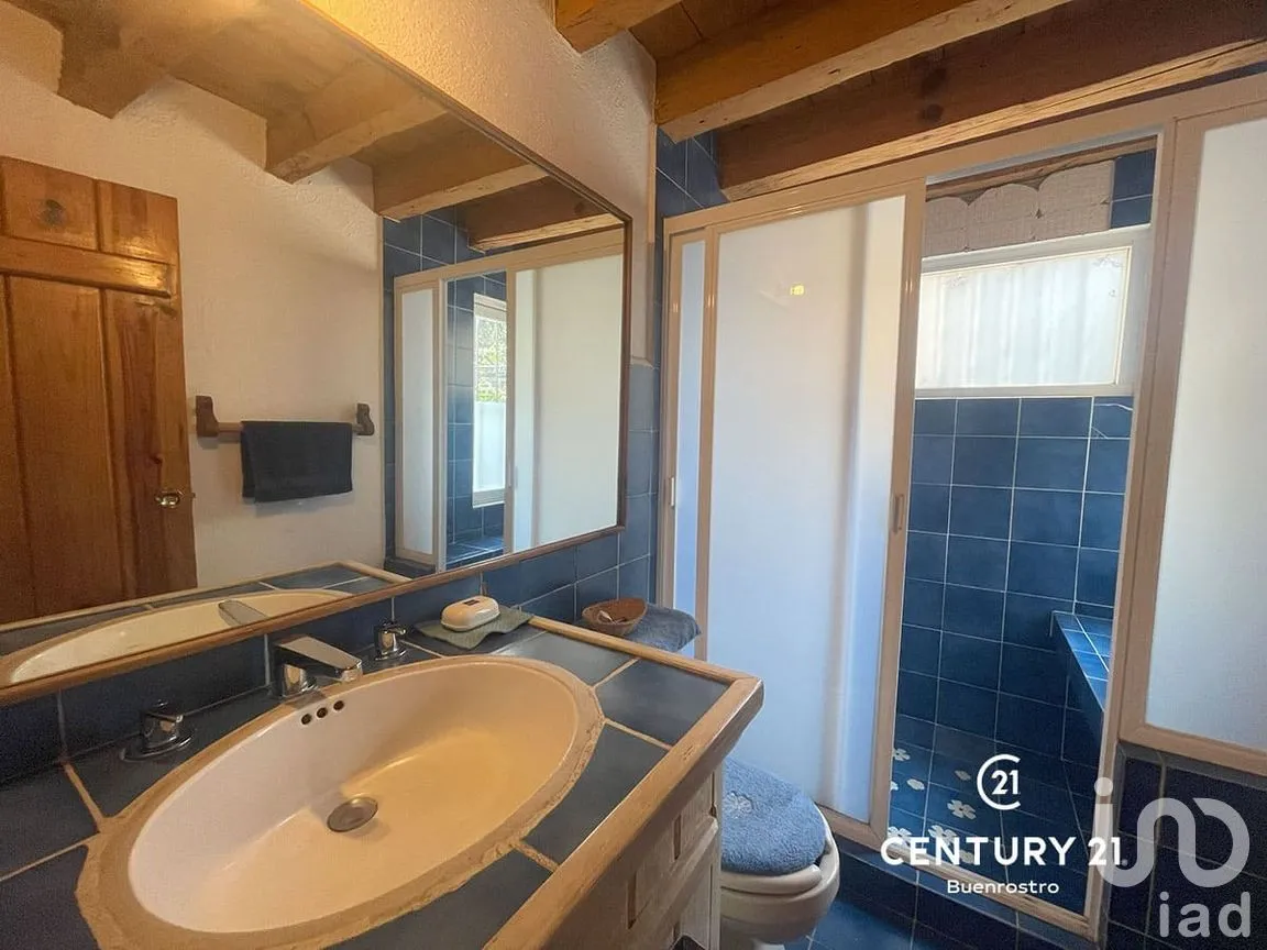 Casa en Renta en Valle de Bravo, Valle de Bravo, Estado de México | NEX-274954 | iad México | Foto 10 de 16